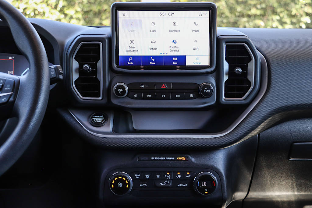 Thumbnail: 2021 Ford Bronco Sport - 13