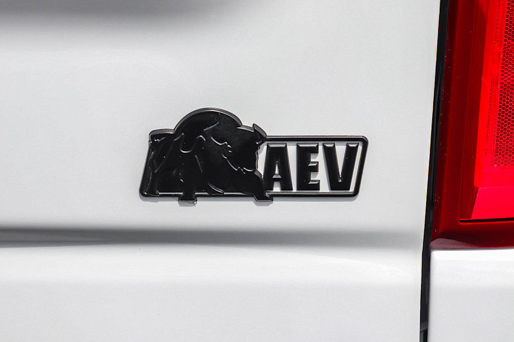 Thumbnail: 2024 Chevrolet Silverado 1500 - 23