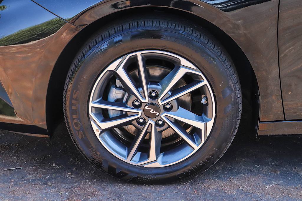 Thumbnail: 2024 Kia Forte - 7