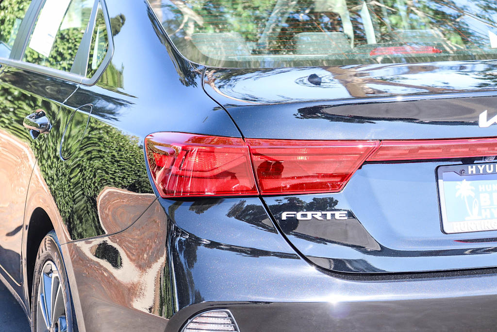 Thumbnail: 2024 Kia Forte - 19