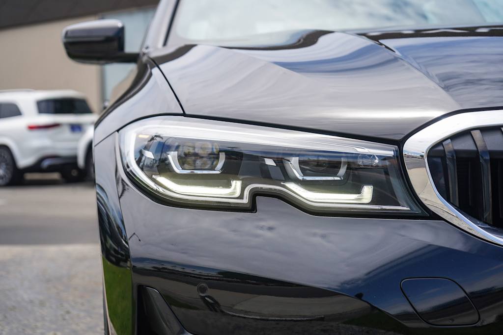 Thumbnail: 2020 BMW 3 Series - 23