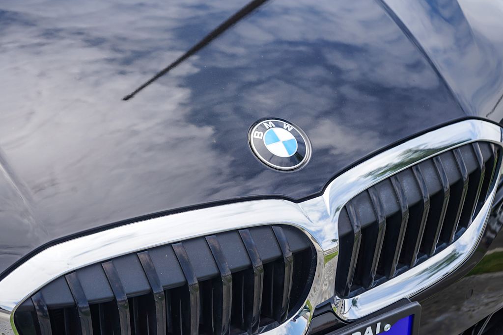 Thumbnail: 2020 BMW 3 Series - 6