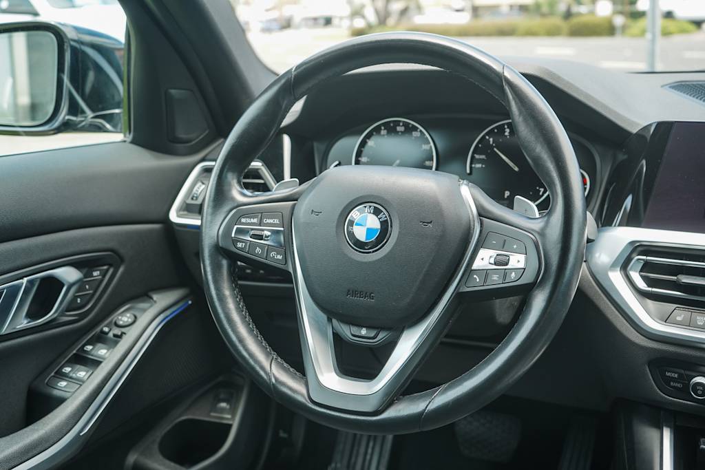 Thumbnail: 2020 BMW 3 Series - 9