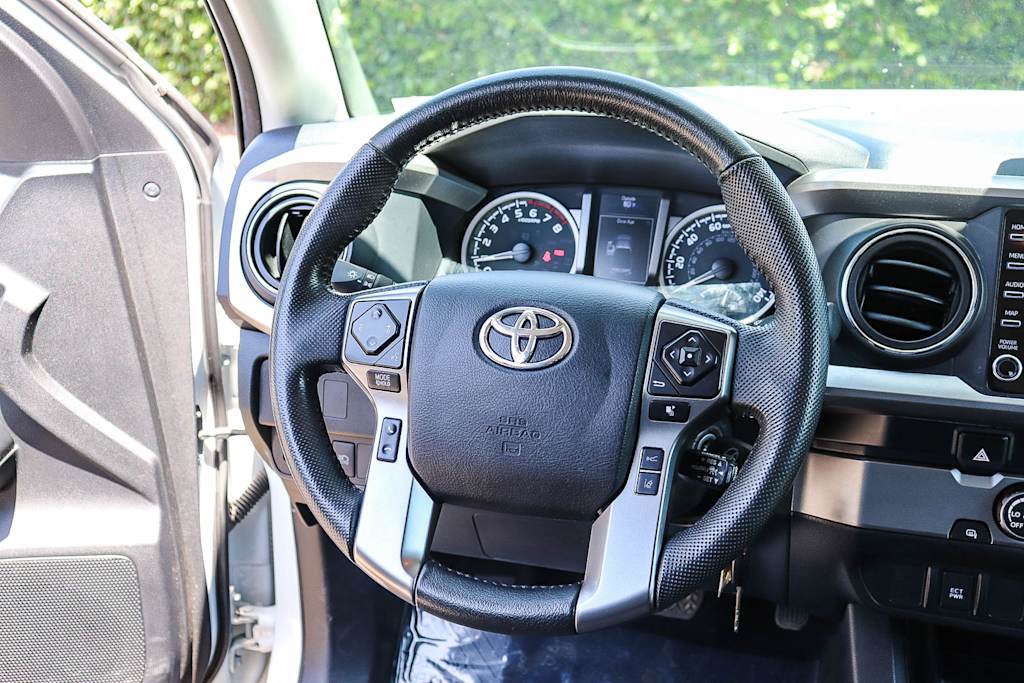 Thumbnail: 2021 Toyota Tacoma - 9