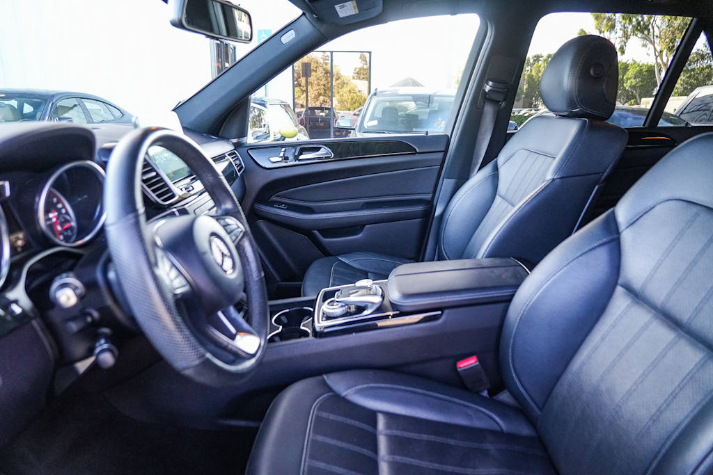 Thumbnail: 2017 Mercedes-Benz GLE - 11