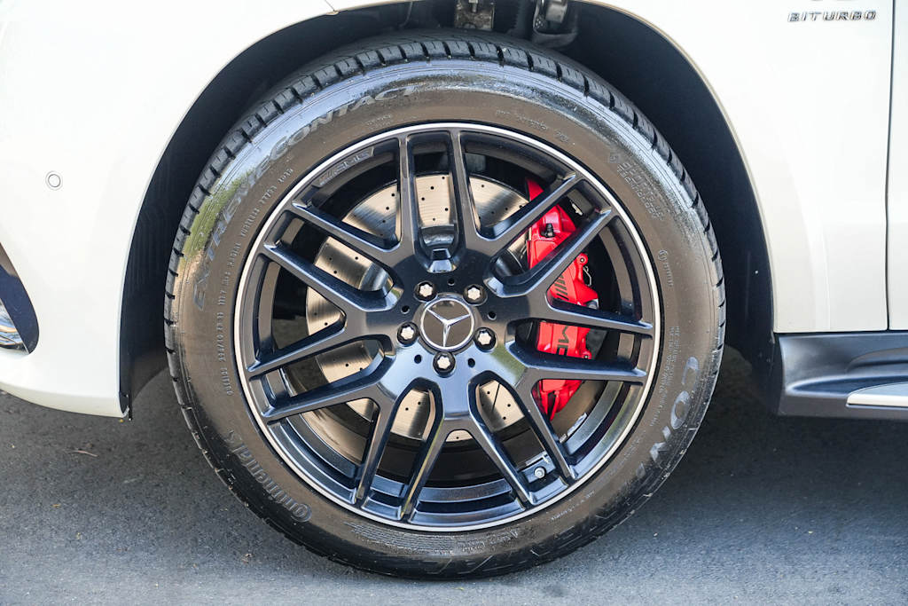 Thumbnail: 2019 Mercedes-Benz GLS - 21