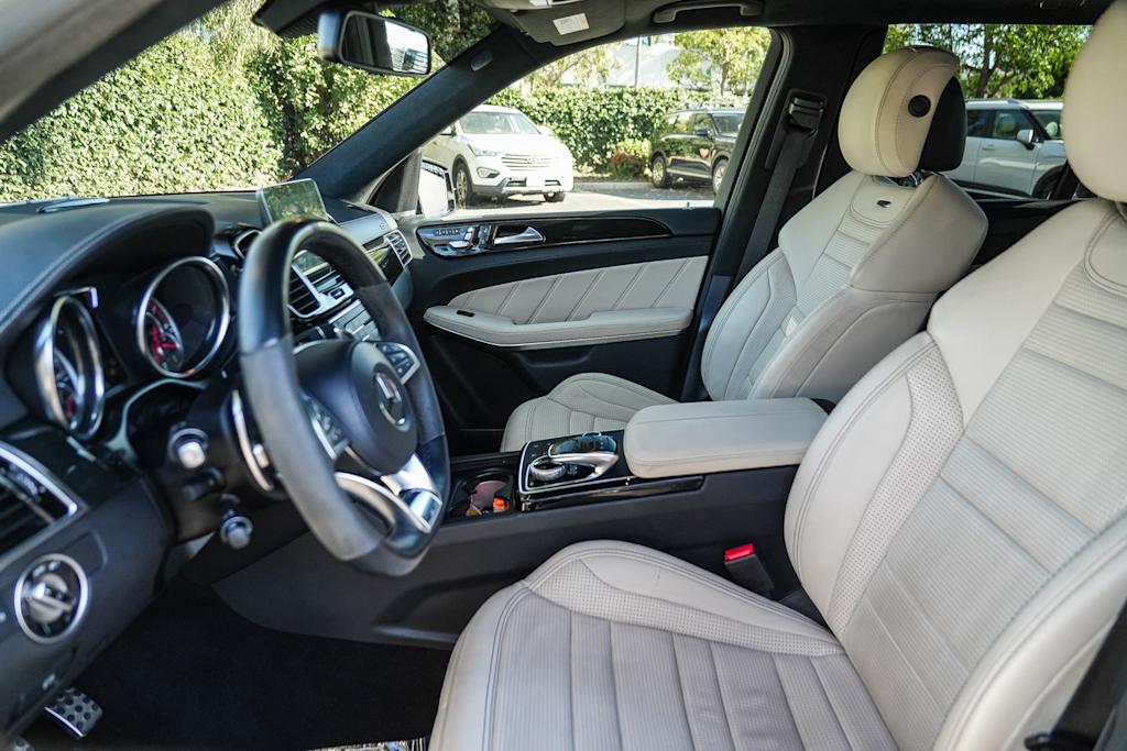 Thumbnail: 2019 Mercedes-Benz GLS - 11