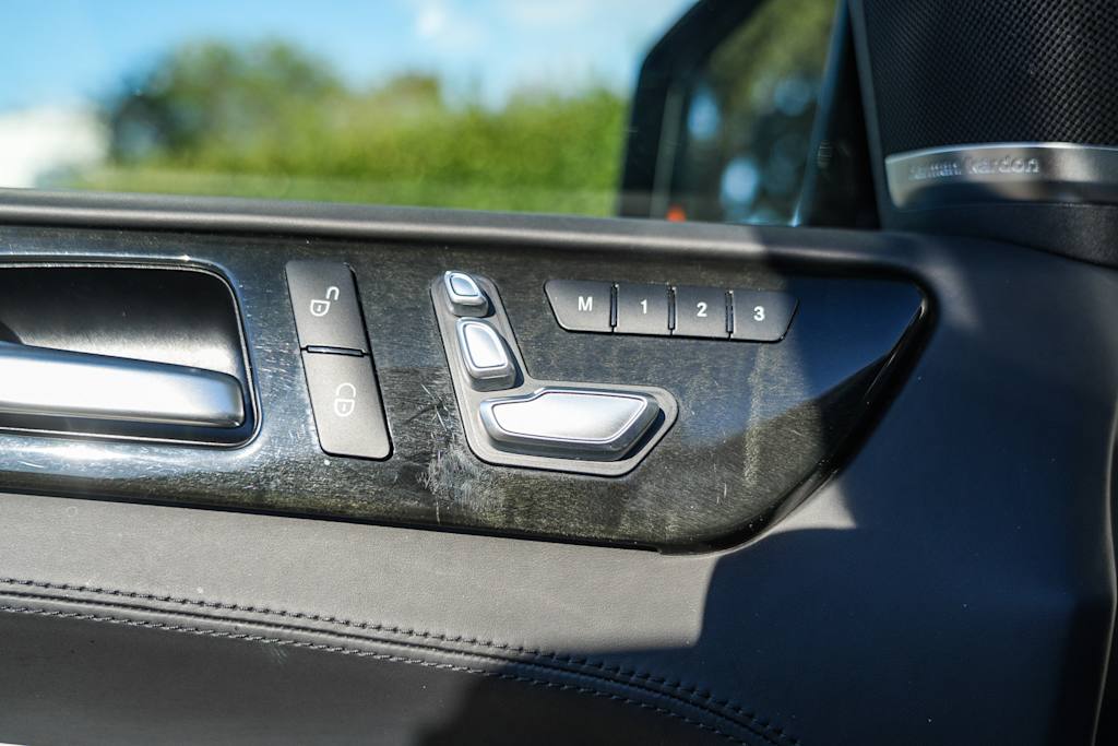 Thumbnail: 2019 Mercedes-Benz GLS - 25