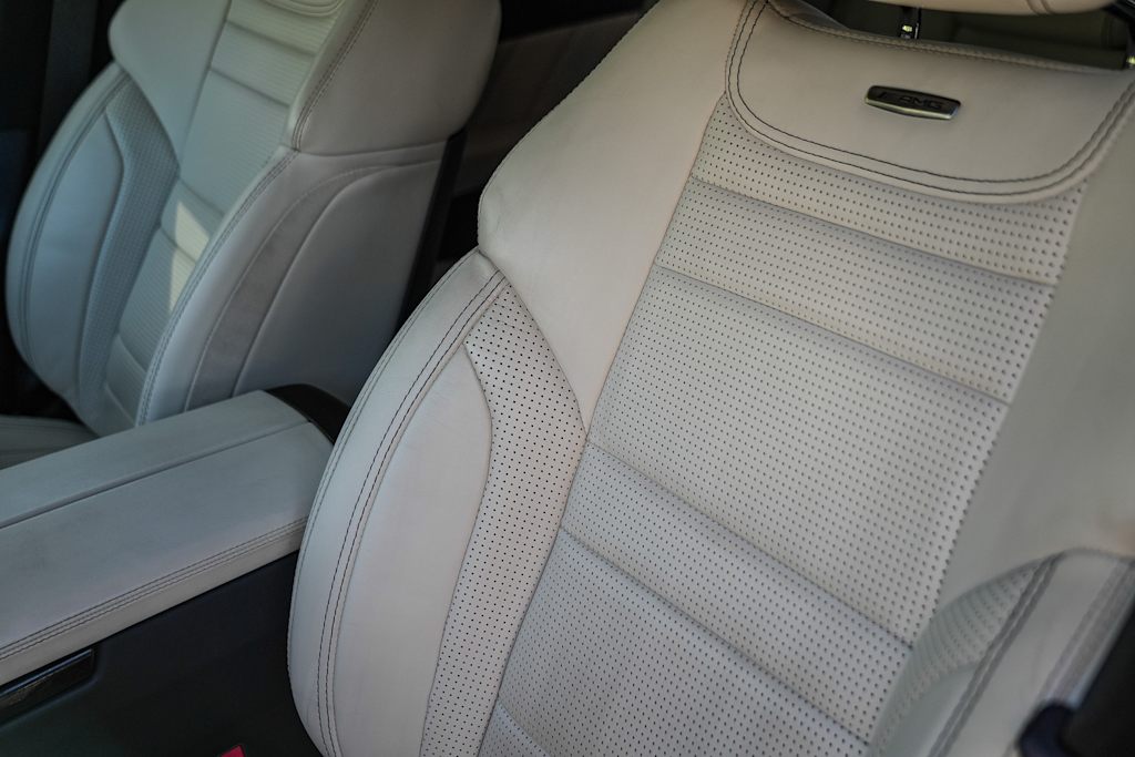 Thumbnail: 2019 Mercedes-Benz GLS - 27