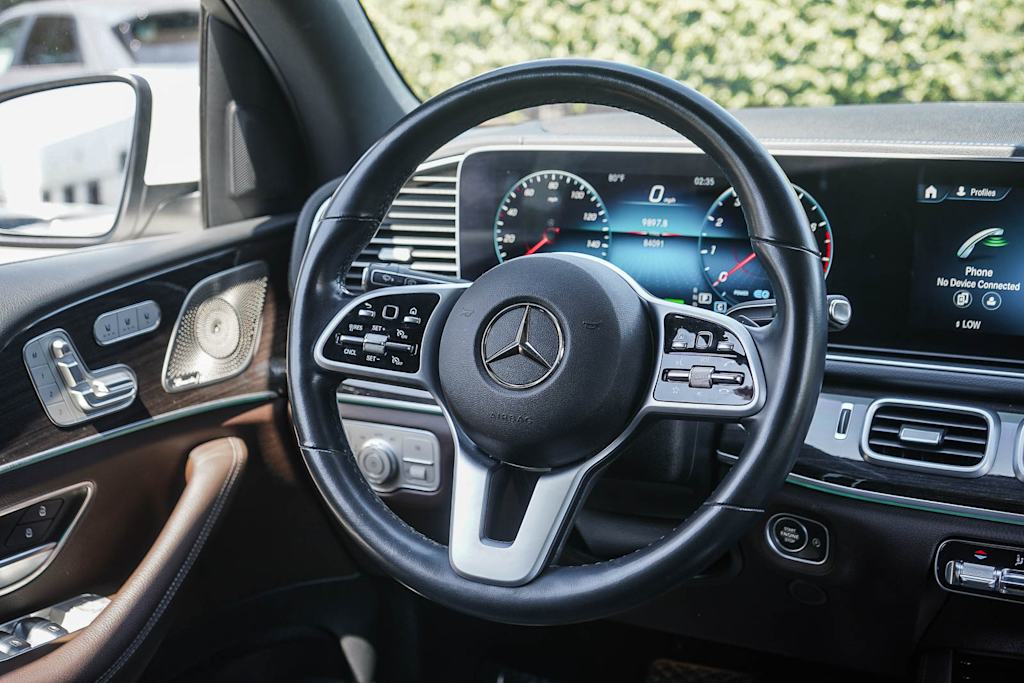 Thumbnail: 2021 Mercedes-Benz GLS - 2