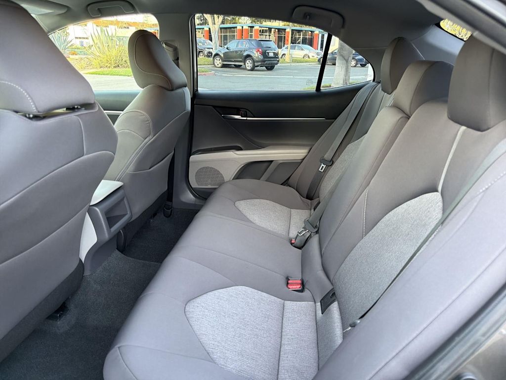 Thumbnail: 2022 Toyota Camry - 12