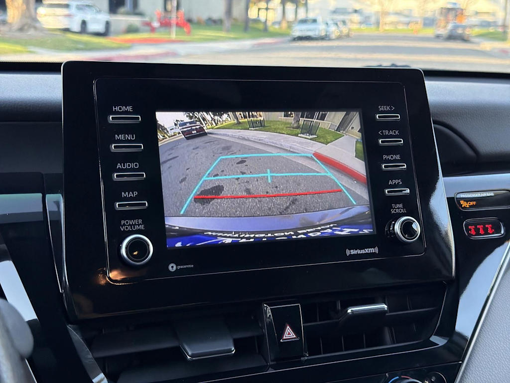 Thumbnail: 2022 Toyota Camry - 25