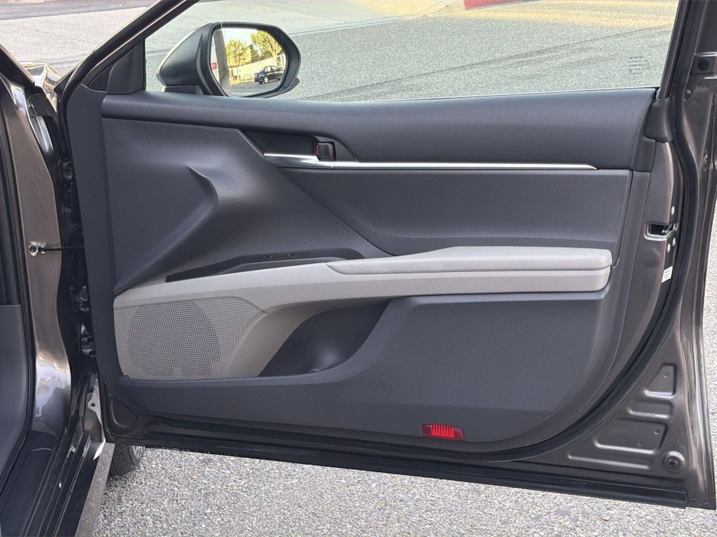 Thumbnail: 2022 Toyota Camry - 34