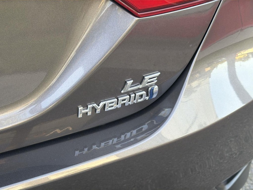 Thumbnail: 2022 Toyota Camry - 7