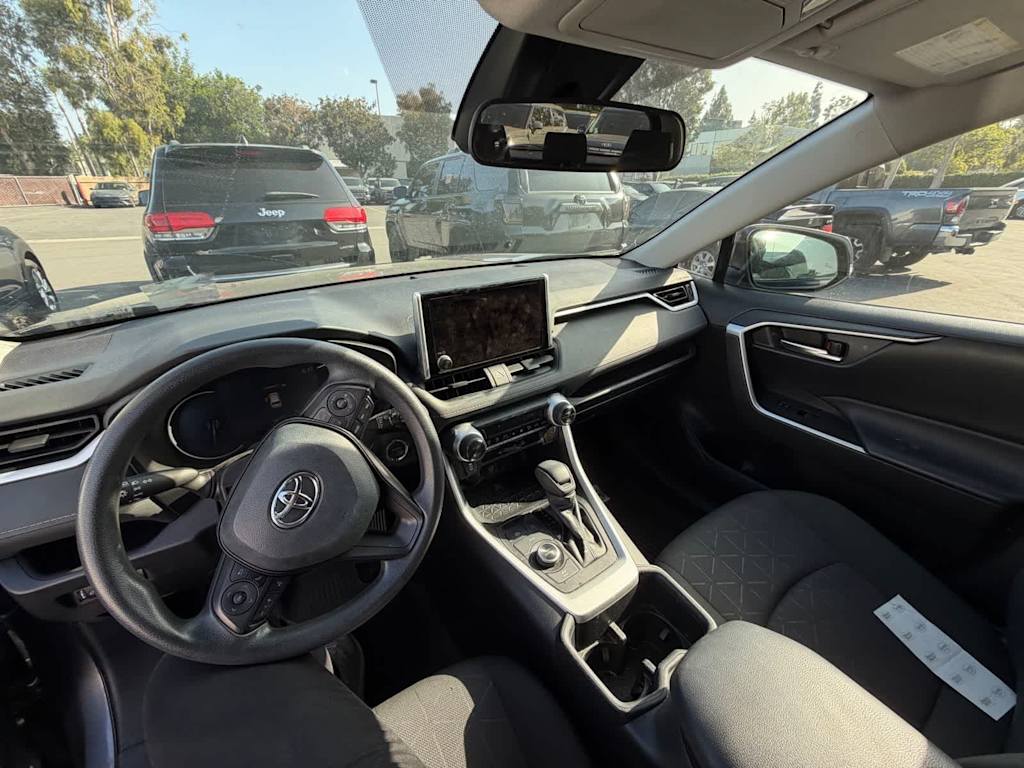 Thumbnail: 2024 Toyota RAV4 - 2