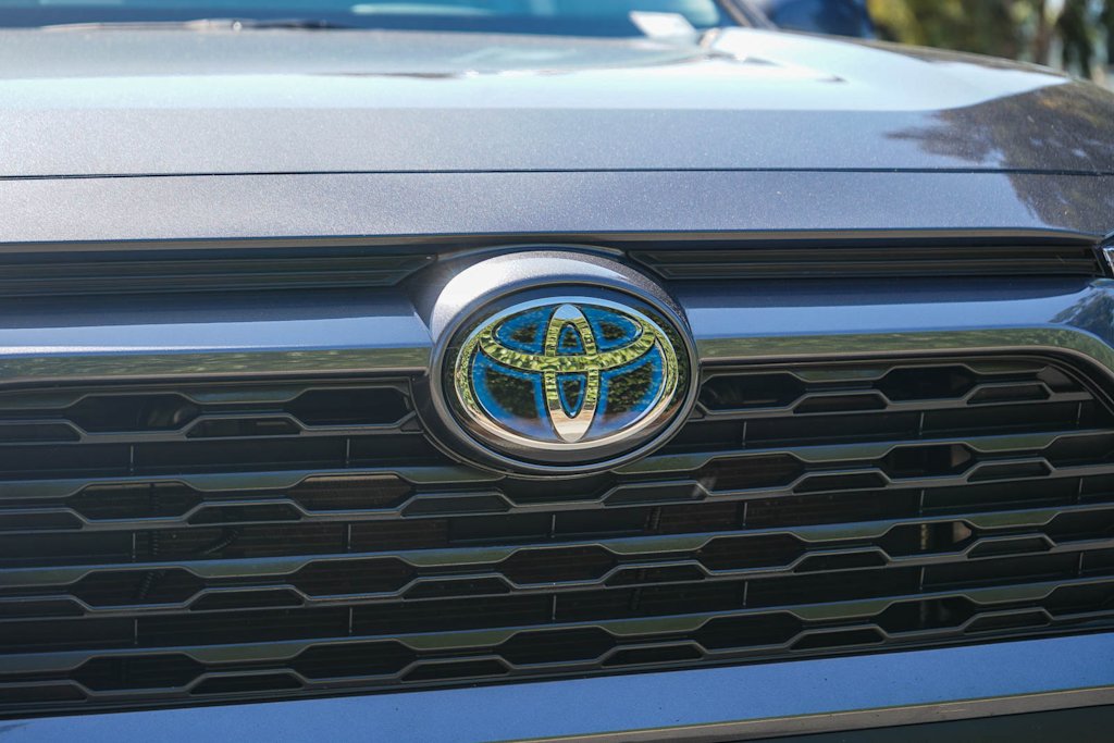 Thumbnail: 2024 Toyota RAV4 - 6