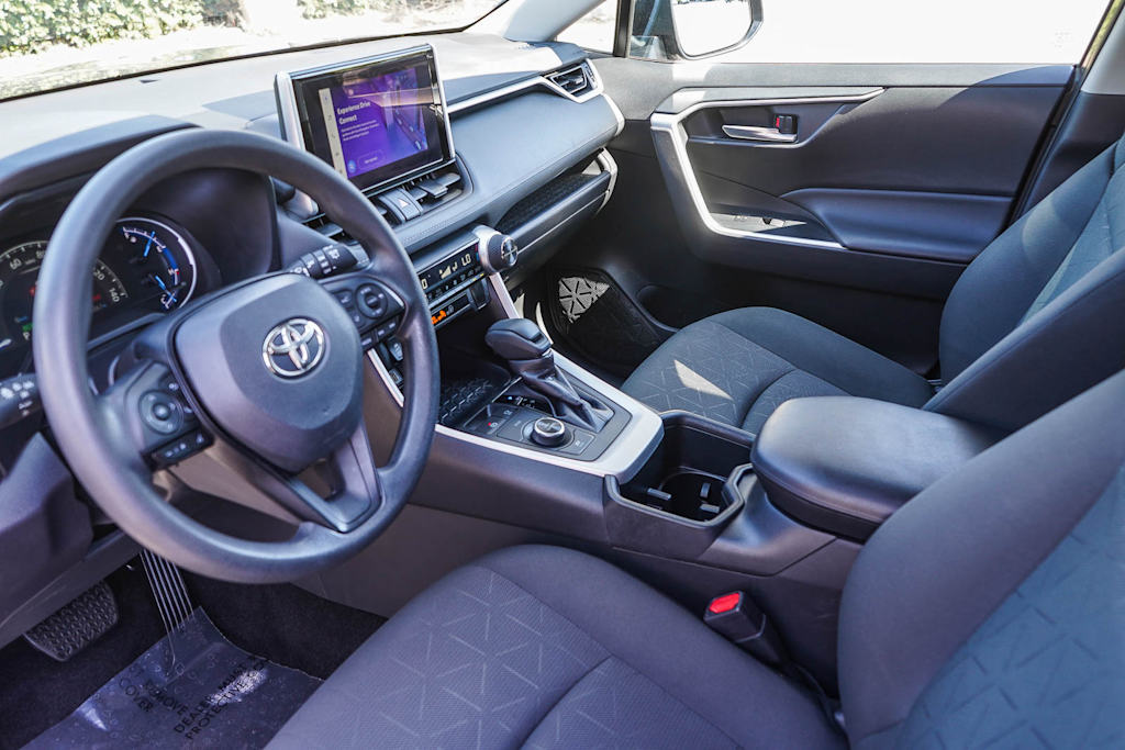 Thumbnail: 2024 Toyota RAV4 - 13