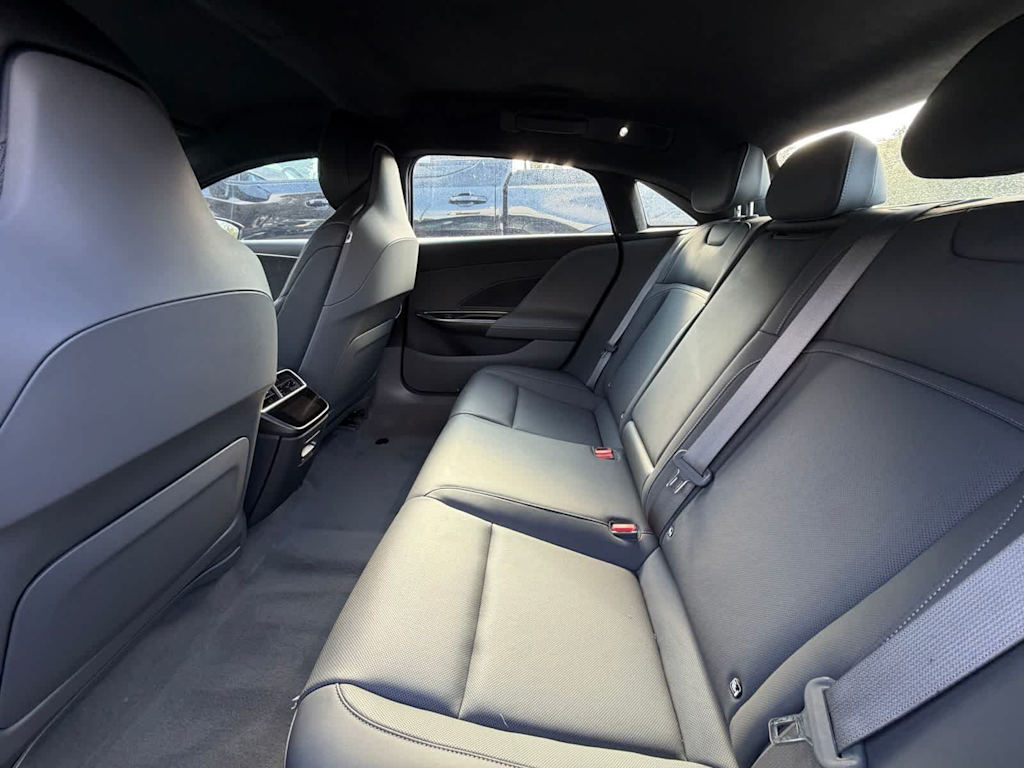 Thumbnail: 2024 Lucid Air - 5