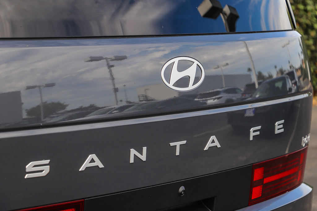 Thumbnail: 2027 Hyundai Santa Fe - 6