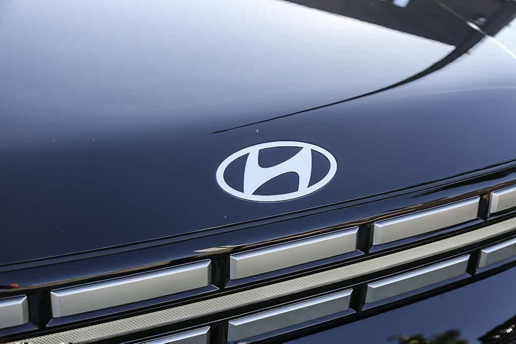 Thumbnail: 2026 Hyundai Santa Fe - 6