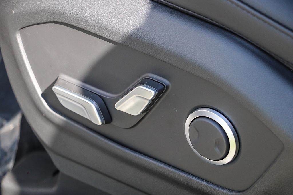 Thumbnail: 2026 Hyundai Santa Fe - 23