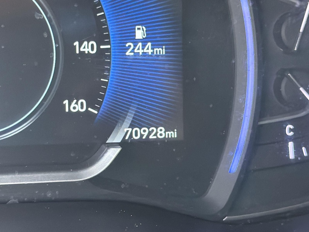 Thumbnail: 2019 Hyundai Santa Fe - 15