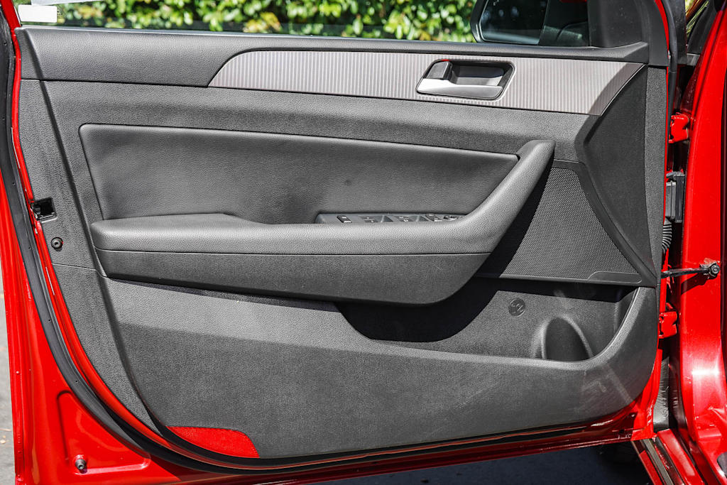 Thumbnail: 2018 Hyundai Sonata - 25