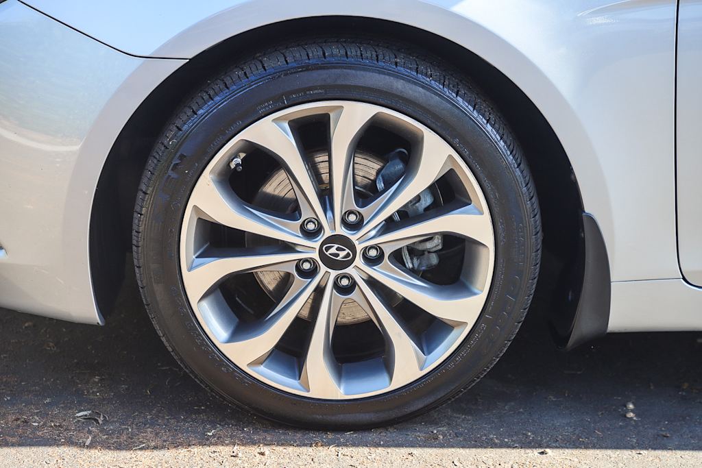 Thumbnail: 2013 Hyundai Sonata - 7