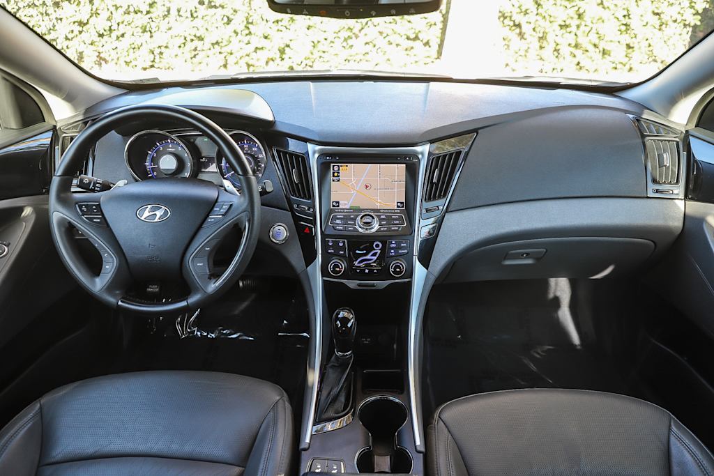 Thumbnail: 2013 Hyundai Sonata - 2
