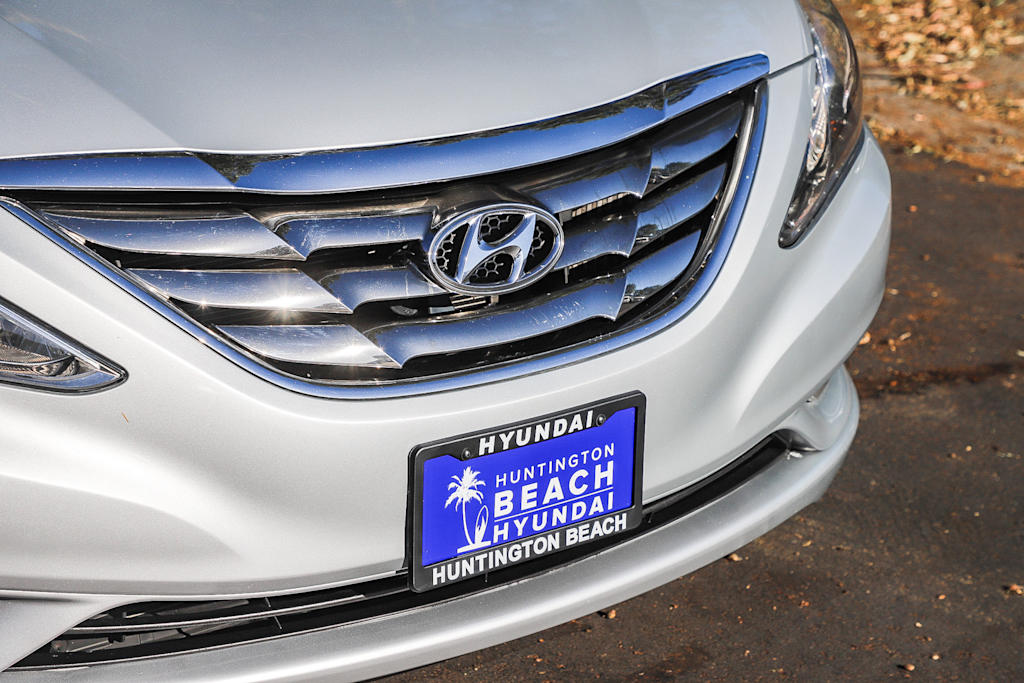 Thumbnail: 2013 Hyundai Sonata - 20