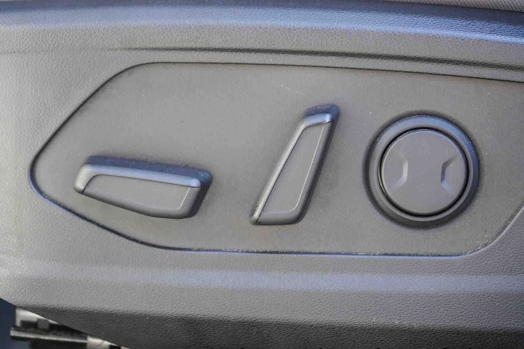 Thumbnail: 2023 Hyundai Santa Cruz - 23