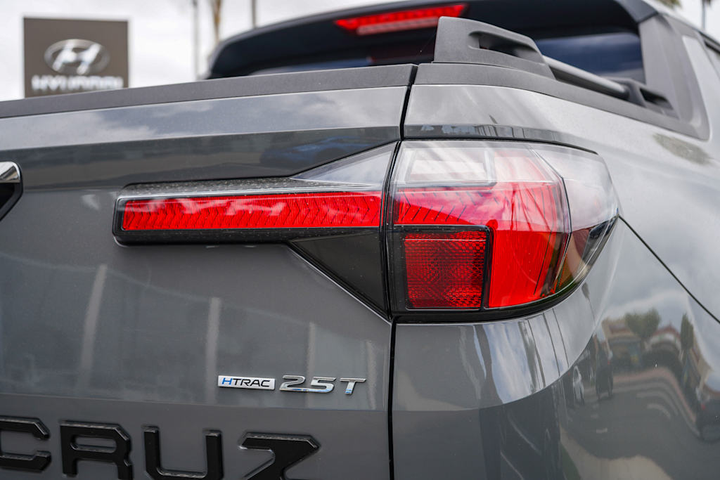 Thumbnail: 2026 Hyundai Santa Cruz - 18