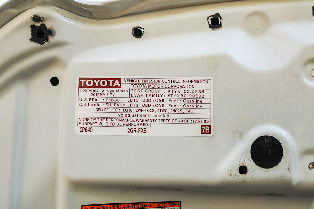 Thumbnail: 2019 Toyota Highlander - 17