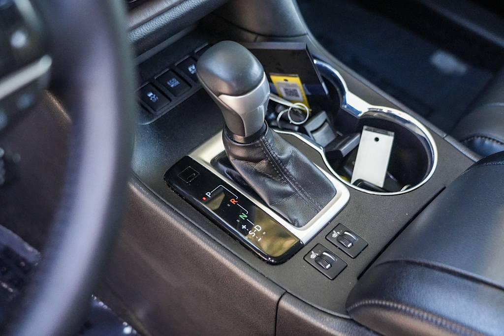 Thumbnail: 2019 Toyota Highlander - 14