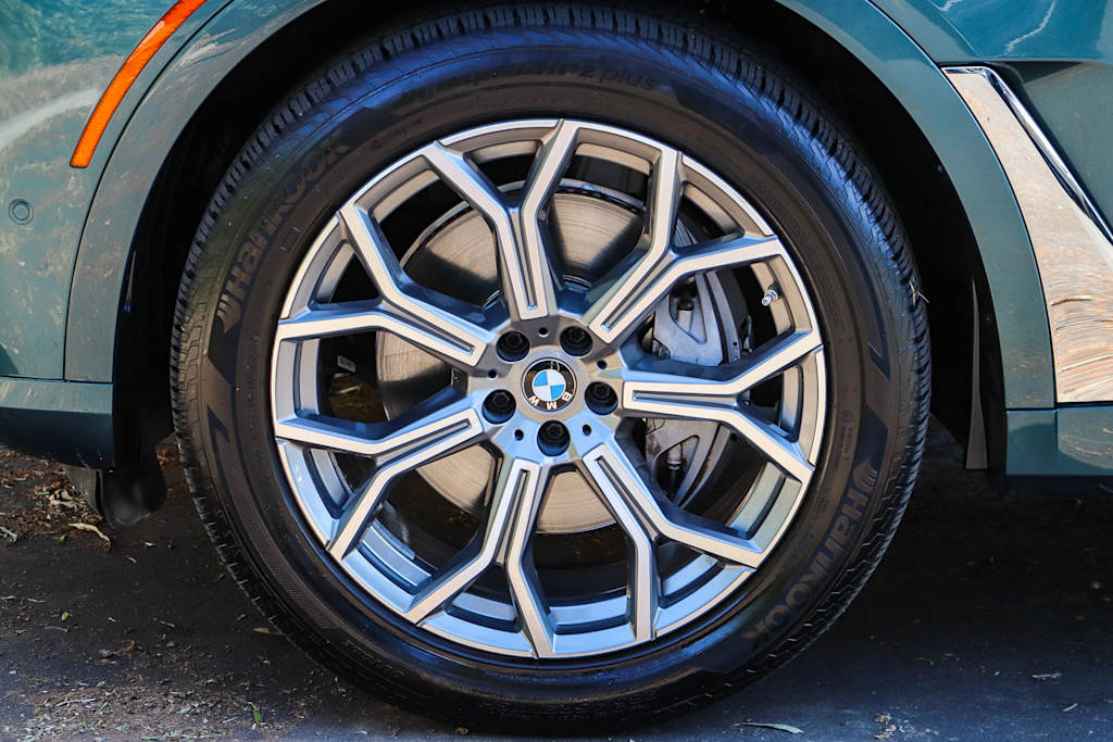 Thumbnail: 2023 BMW X7 - 7