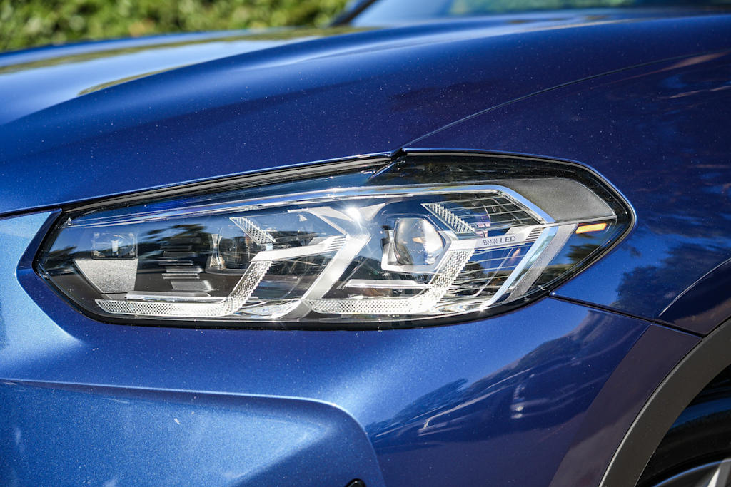Thumbnail: 2024 BMW X3 - 16