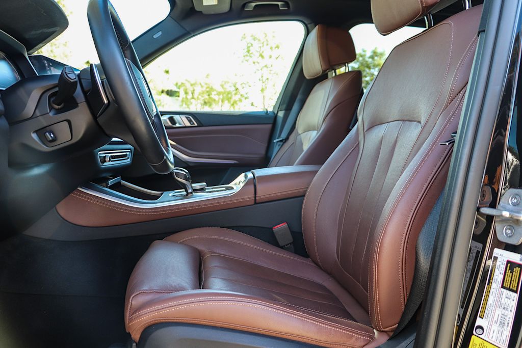Thumbnail: 2021 BMW X5 - 11