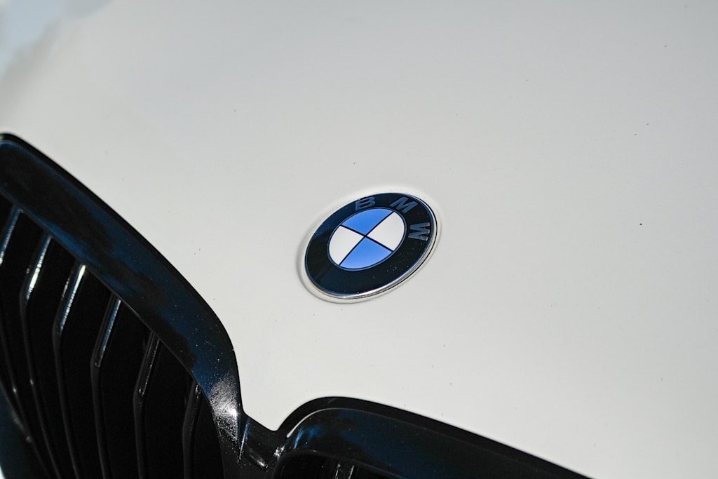 Thumbnail: 2021 BMW X5 - 6