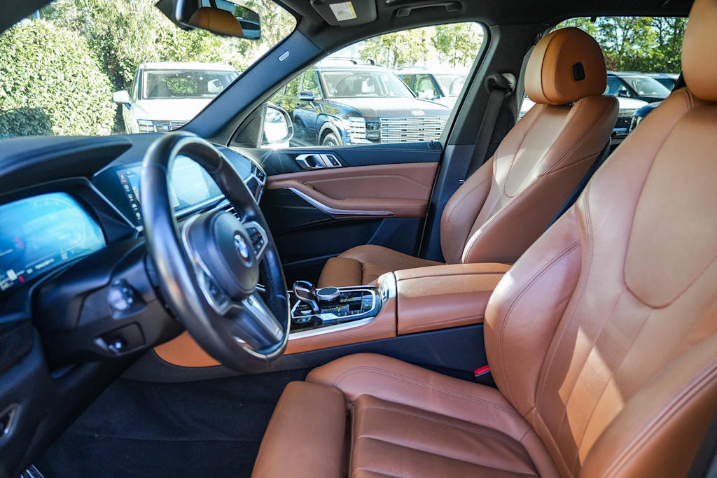 Thumbnail: 2021 BMW X5 - 11