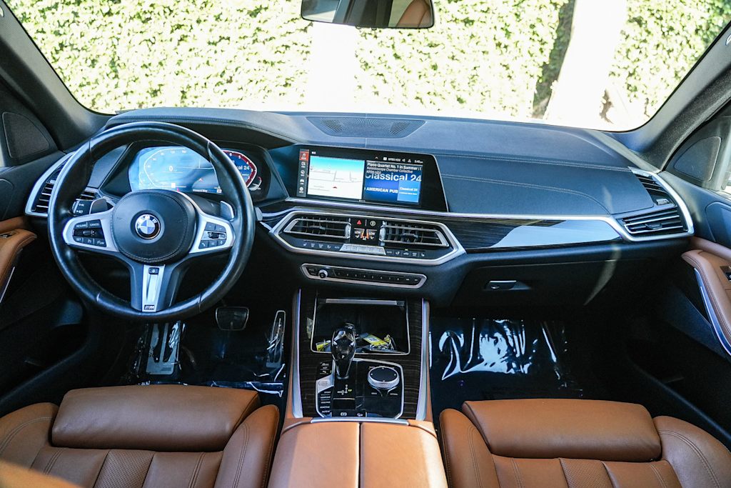 Thumbnail: 2021 BMW X5 - 2