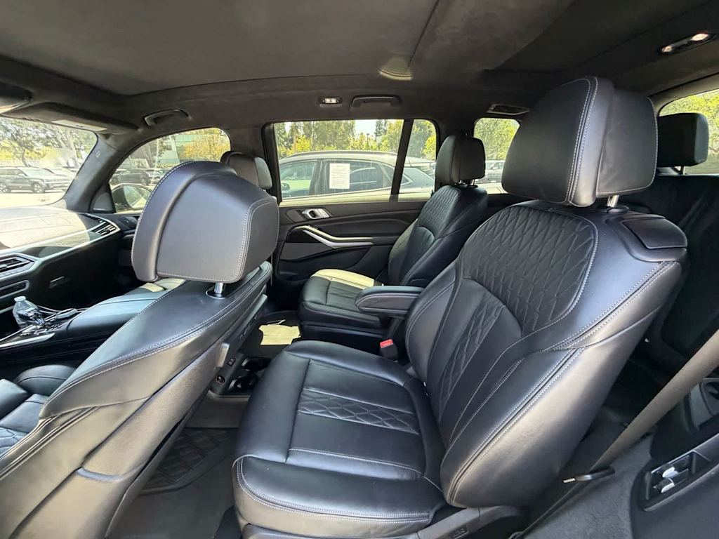 Thumbnail: 2020 BMW X7 - 10
