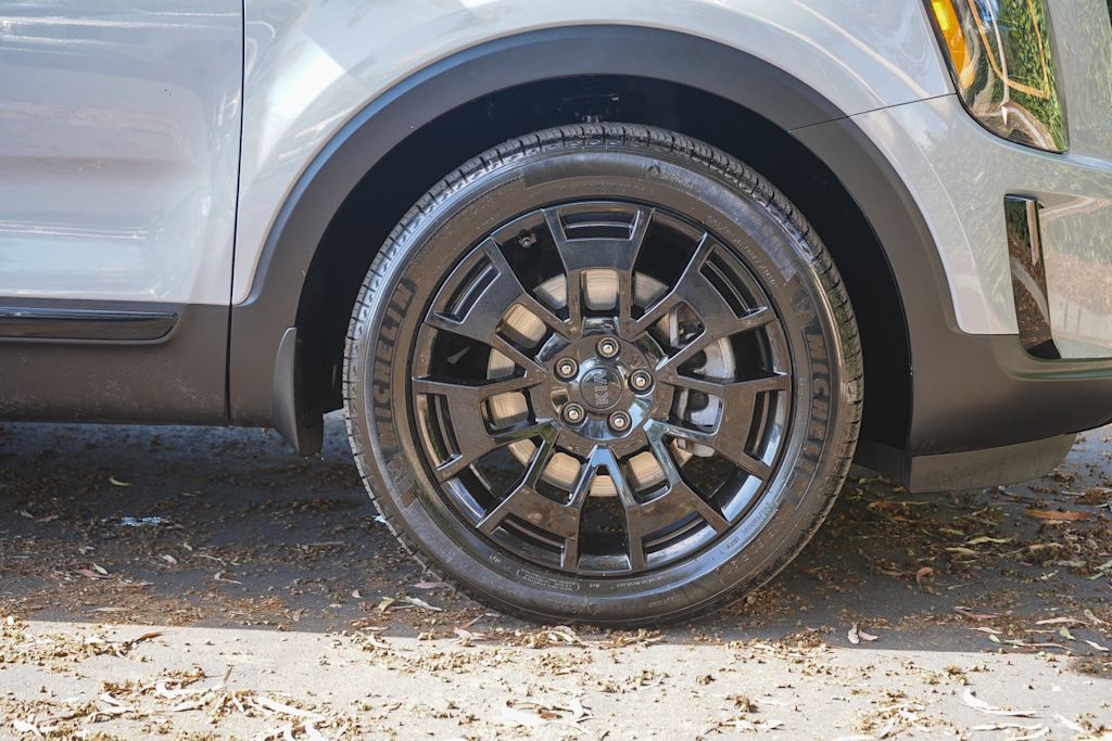 Thumbnail: 2021 Kia Telluride - 17