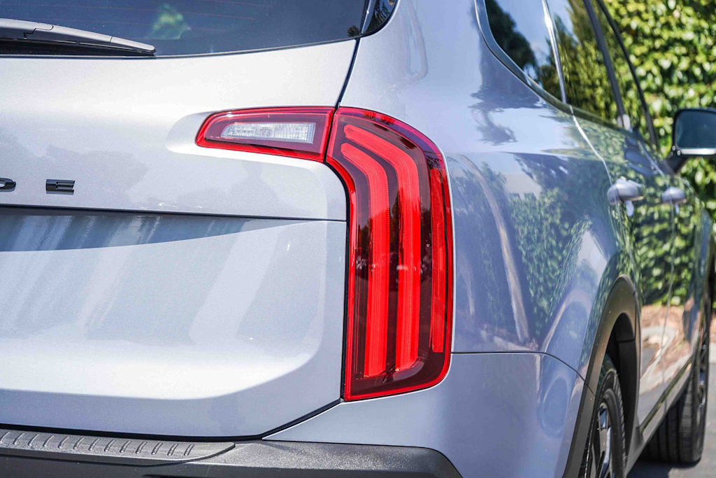 Thumbnail: 2022 Kia Telluride - 21