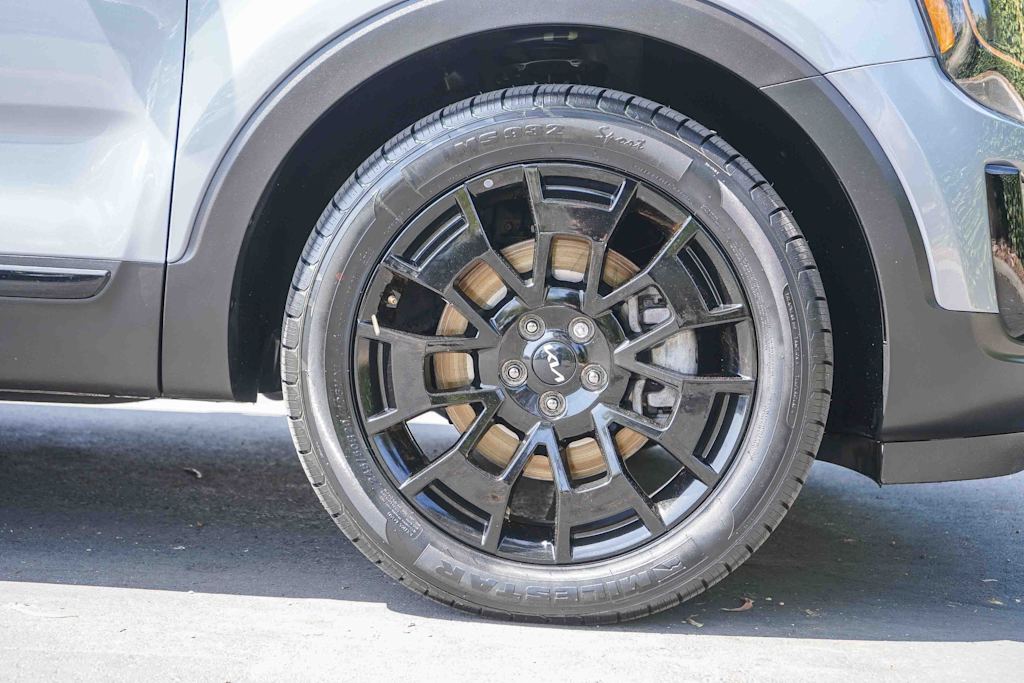 Thumbnail: 2022 Kia Telluride - 22