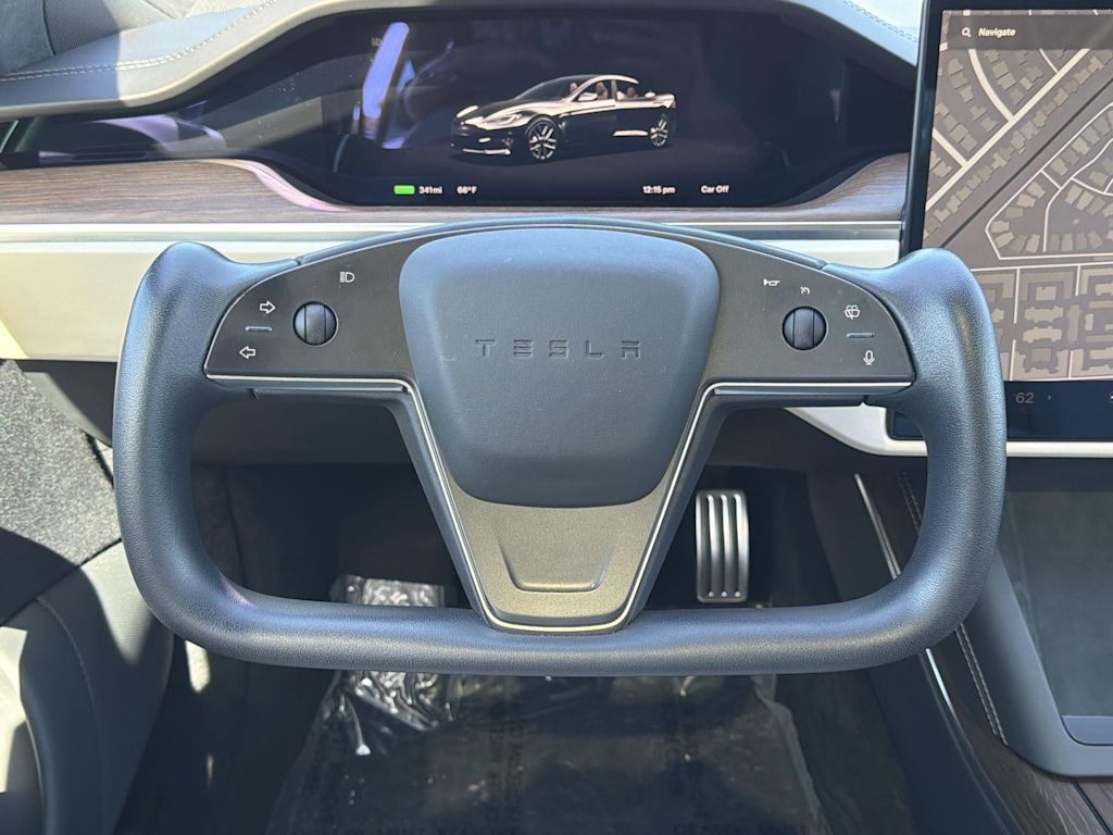 Thumbnail: 2023 Tesla Model S - 20