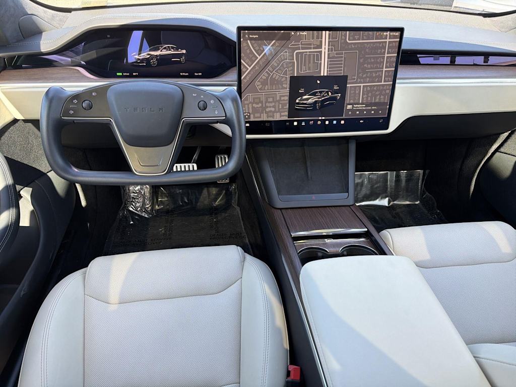 Thumbnail: 2023 Tesla Model S - 2