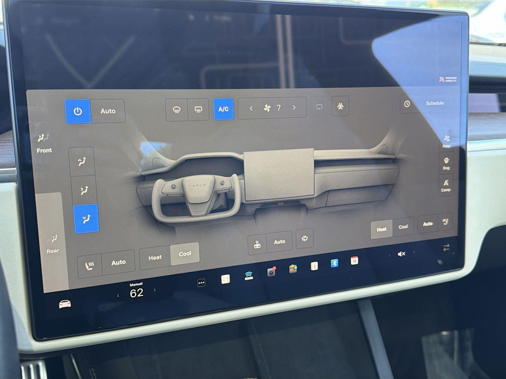 Thumbnail: 2023 Tesla Model S - 23