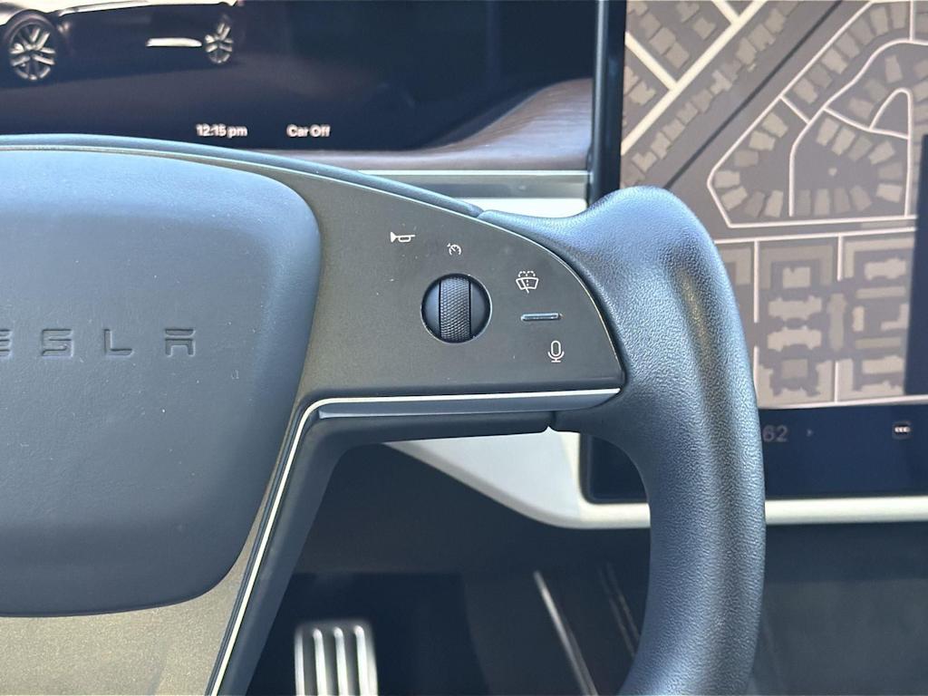 Thumbnail: 2023 Tesla Model S - 22