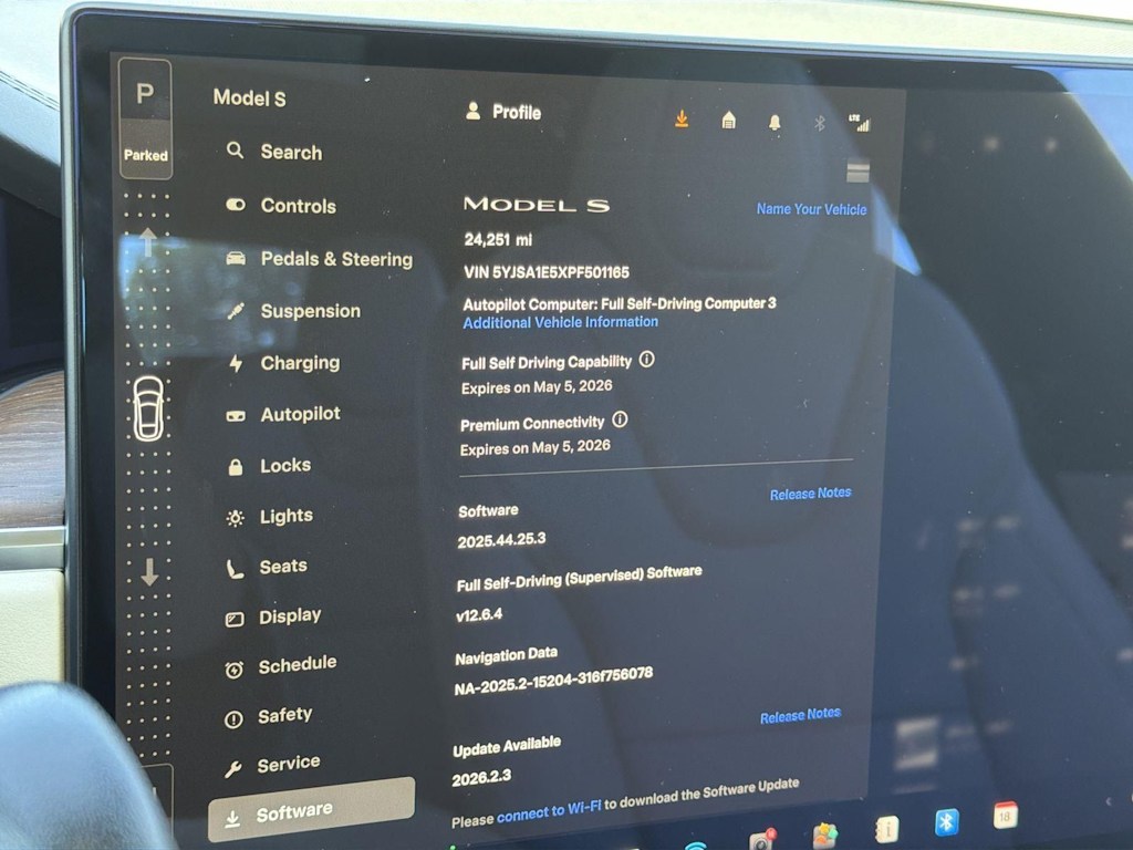 Thumbnail: 2023 Tesla Model S - 26