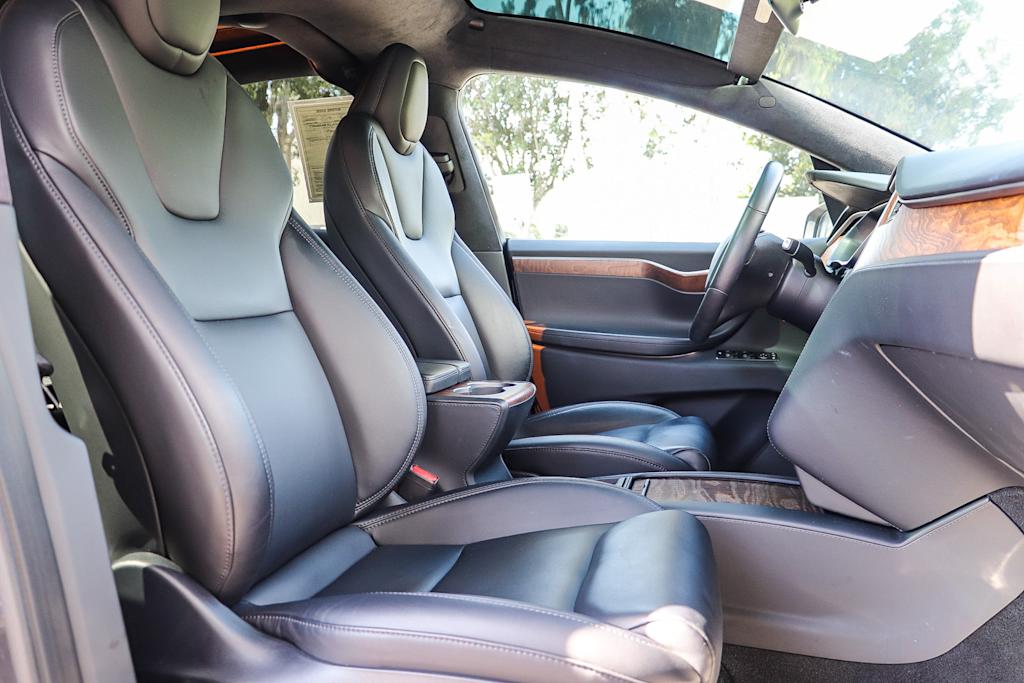 Thumbnail: 2020 Tesla Model X - 9